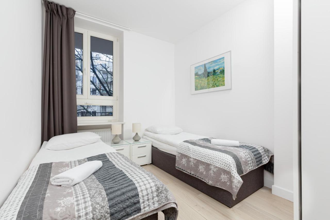 City Center Apartments Hoza By Noclegi Renters Варшава Экстерьер фото