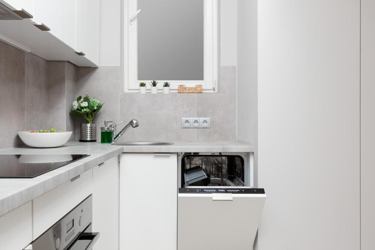 City Center Apartments Hoza By Noclegi Renters Варшава Экстерьер фото