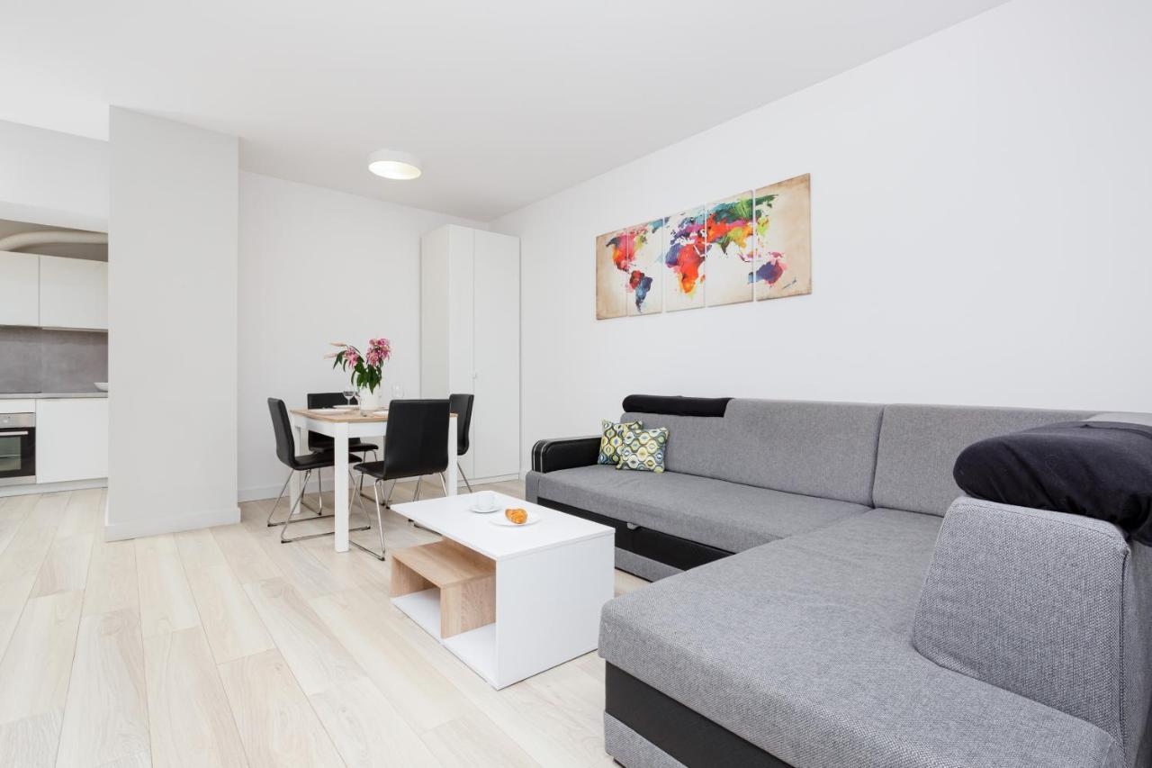 City Center Apartments Hoza By Noclegi Renters Варшава Экстерьер фото
