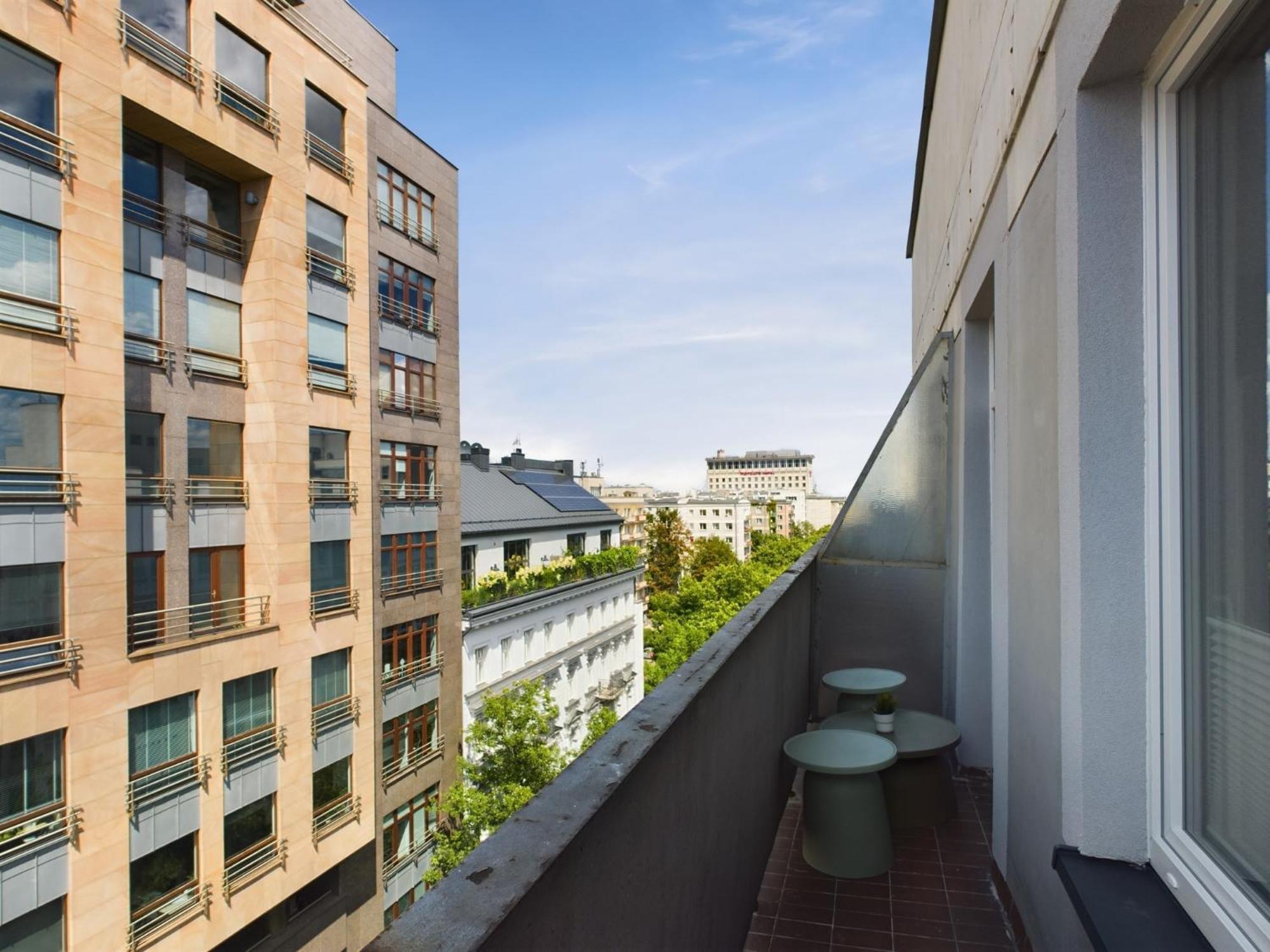 City Center Apartments Hoza By Noclegi Renters Варшава Экстерьер фото