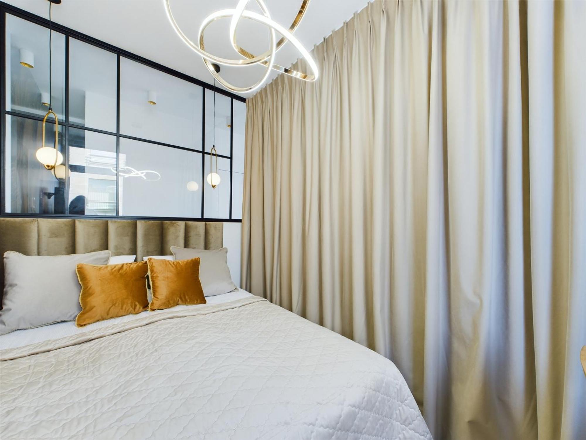 City Center Apartments Hoza By Noclegi Renters Варшава Экстерьер фото